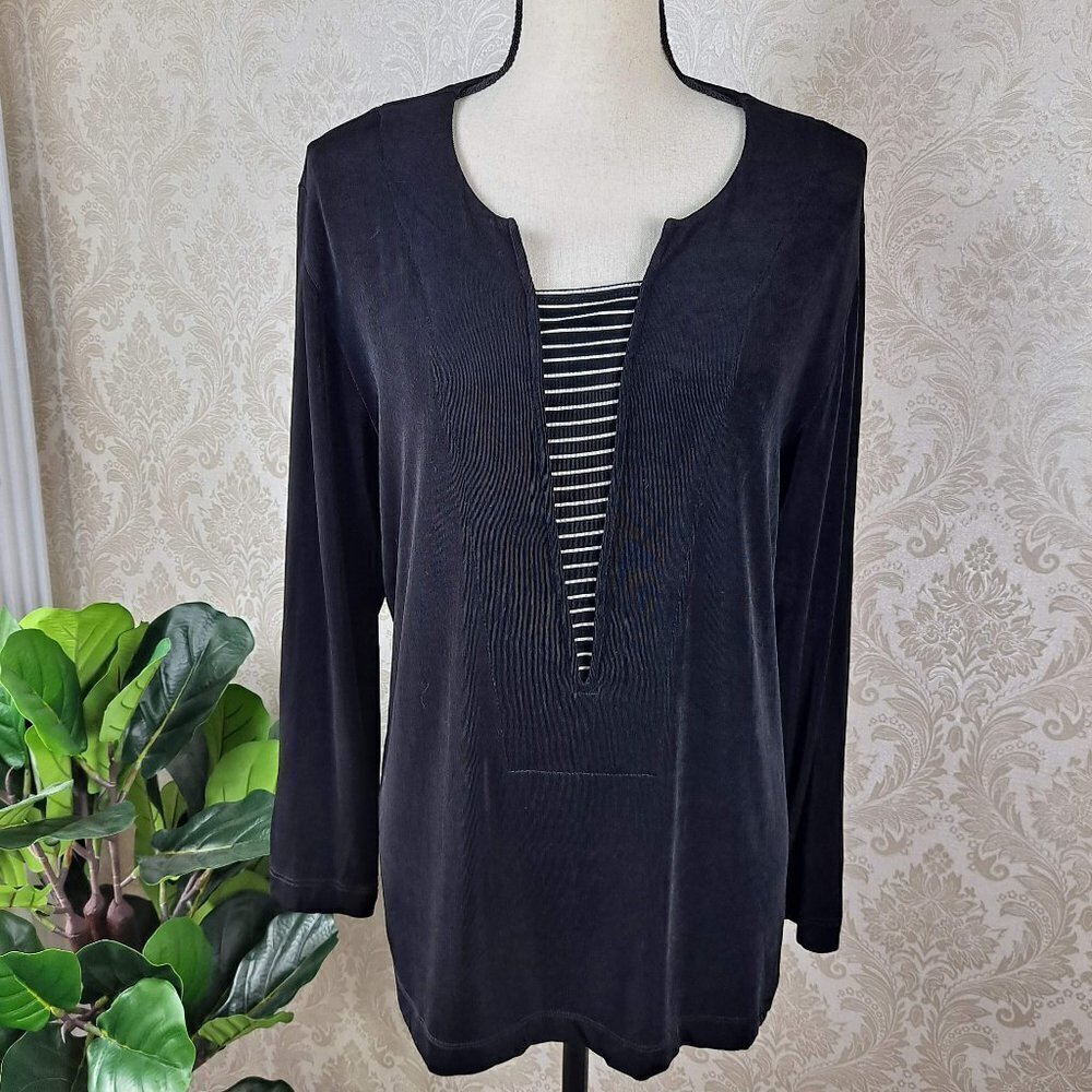 Chico's Travellers Size 3 (US 16) Black Long Sleeve Top Striped Inset EUC